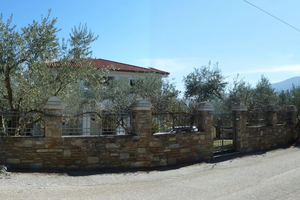 Villa Liana Sourpi Eksteriør bilde