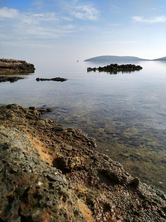 Villa Liana Sourpi Eksteriør bilde
